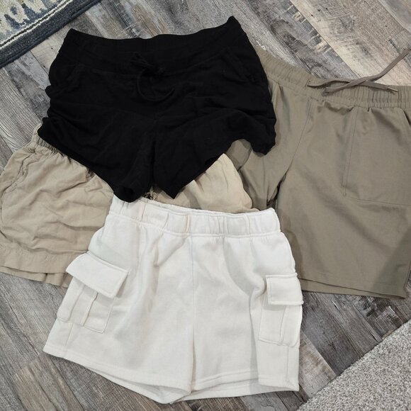Bundle of 4 Women’s Shorts / Sleepwear | Size L | Lightly Loved + NWOT - Picture 1 of 2